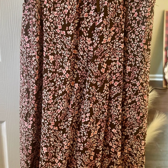 Floral Spaghetti Strap Dress - Picture 5 of 7